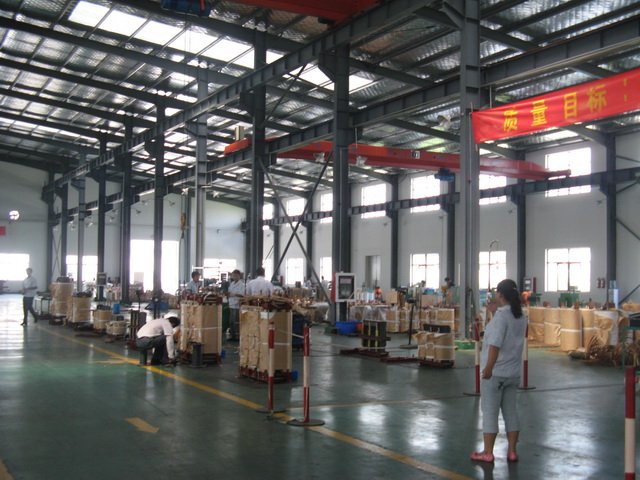 泰州变压器生产车间